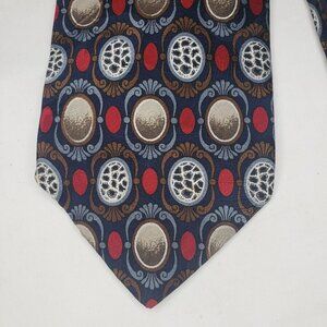 Vtg Valentino Pietro 100% Silk Patterned Neck Tie
